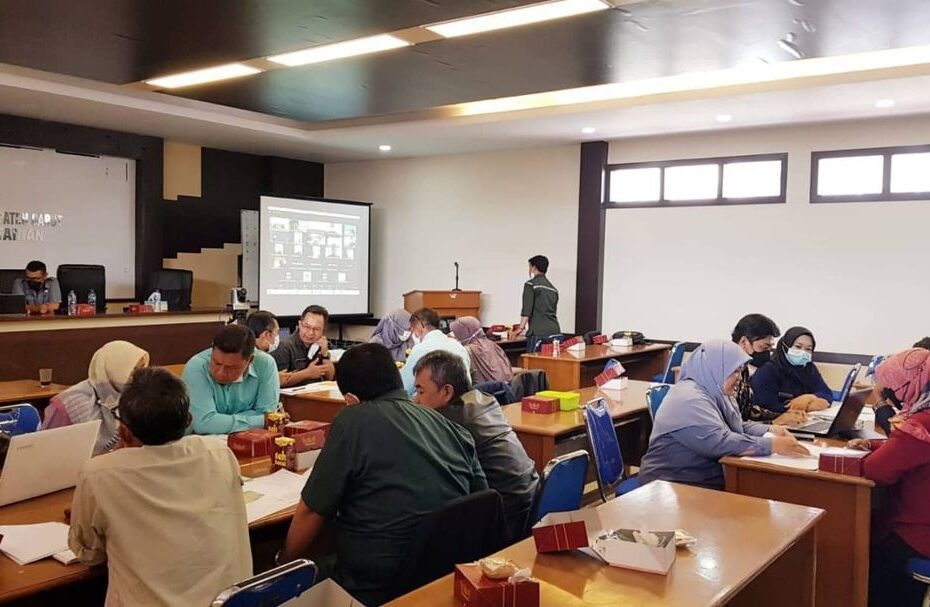FGD dan Konsultasi Publik Implementasi Perda LP2B Perkotaan Garut